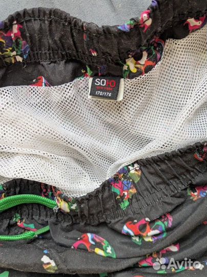 Плавки или лёгкие шорты с черепами