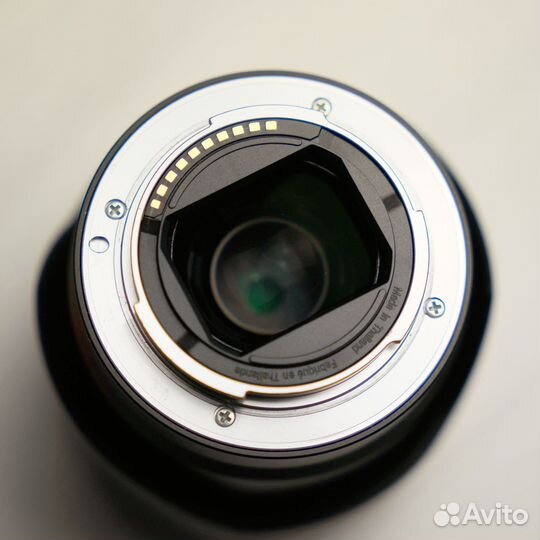 Объектив Sony Carl Zeiss Sonnar T* 55mm f/1.8 ZA