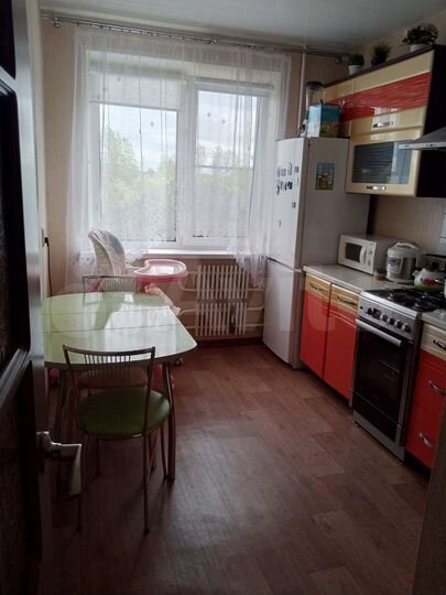 2-к. квартира, 54 м², 4/9 эт.