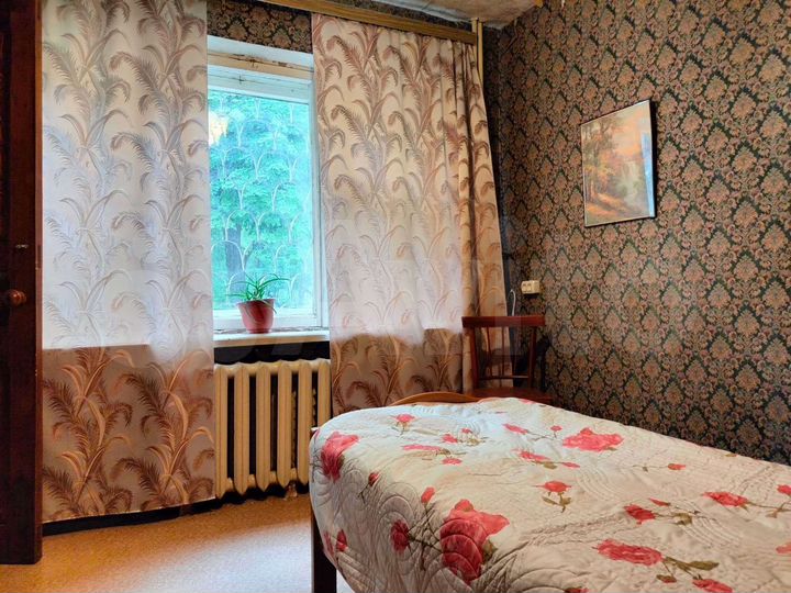 4-к. квартира, 58 м², 1/5 эт.