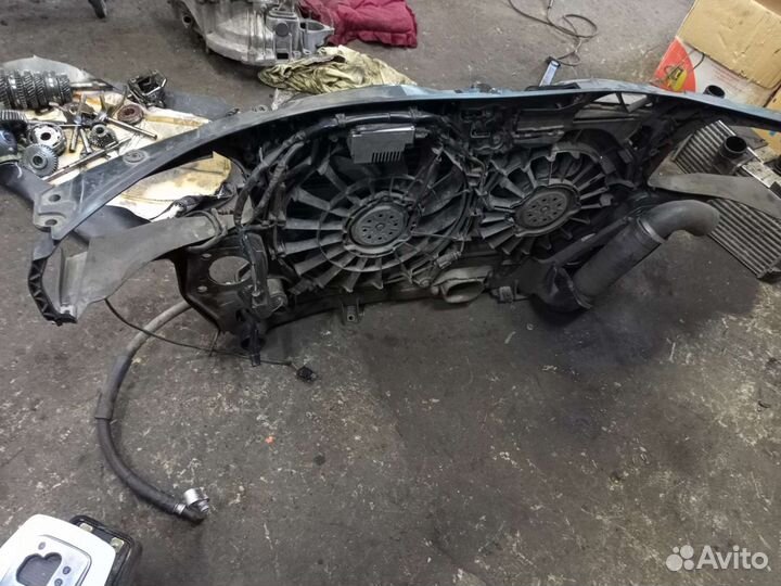 Кассета радиаторов с телевизором Audi A4 B7