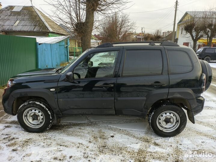 ВАЗ Niva Travel 1.7 МТ, 2023, 25 997 км