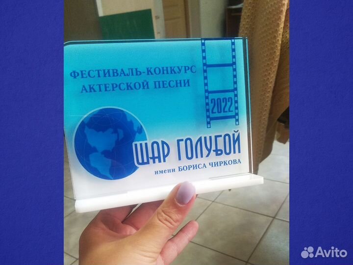 Уф печать на пластике стекле фанере