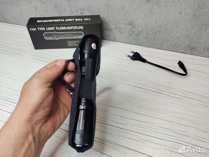 Отпугиватель собак и фонарик