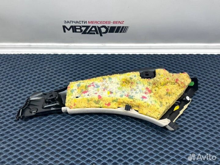 Обшивка левой задней стойки Меrcеdes W222