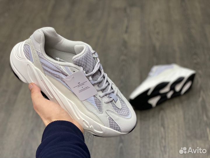 Кроссовки Adidas Yeezy Boost 700 v2 Static (36-45)