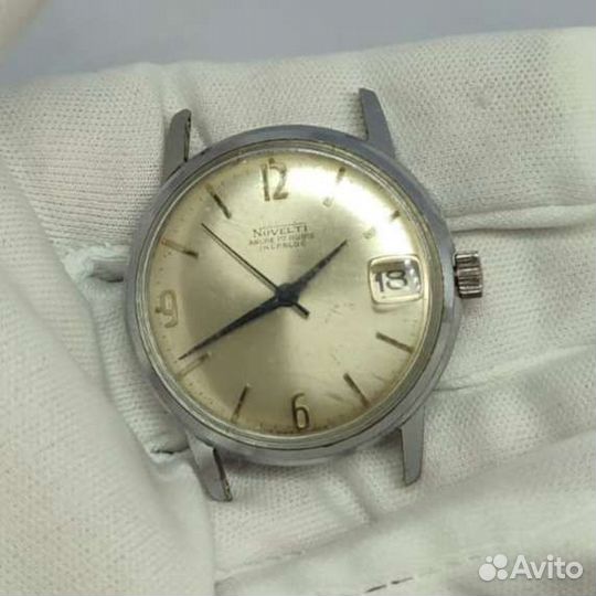 Часы Швейцарские Novelti