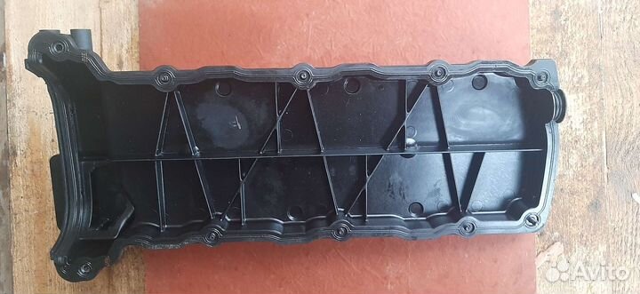 Клапанная крышка Vito 638 V280