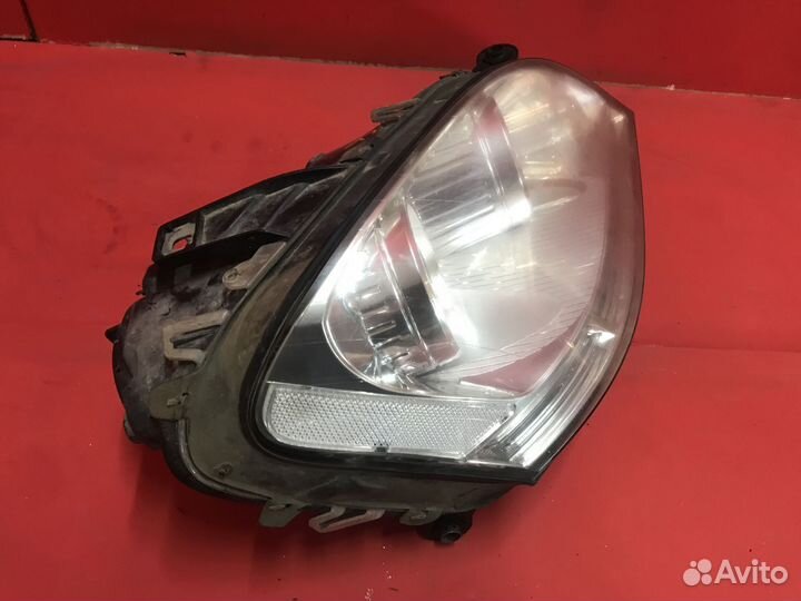 Фара правая Mercedes-Benz M-Class W164 ml350