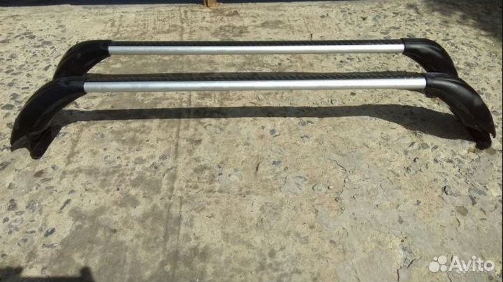 Автомобильный багажник на крышу