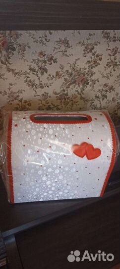 Свадебный сундук для денег