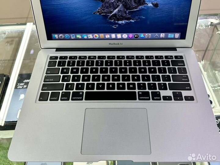Apple MacBook Air 13 (4/128gb/2012)