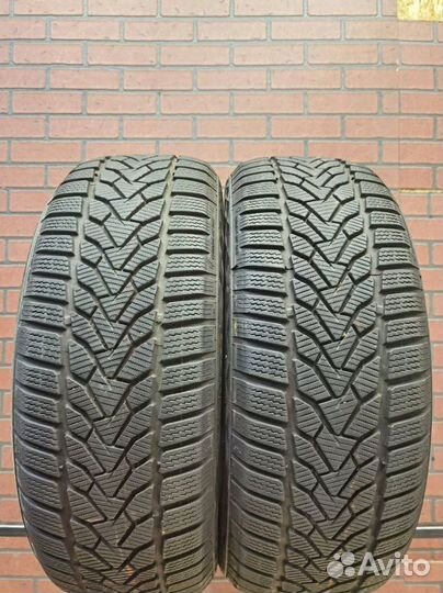 Uniroyal WinterExpert 215/55 R17 98V