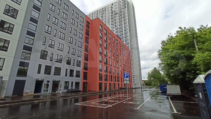 Кухня/Магазин/Офис 44/63/107 м² с отдельным входом