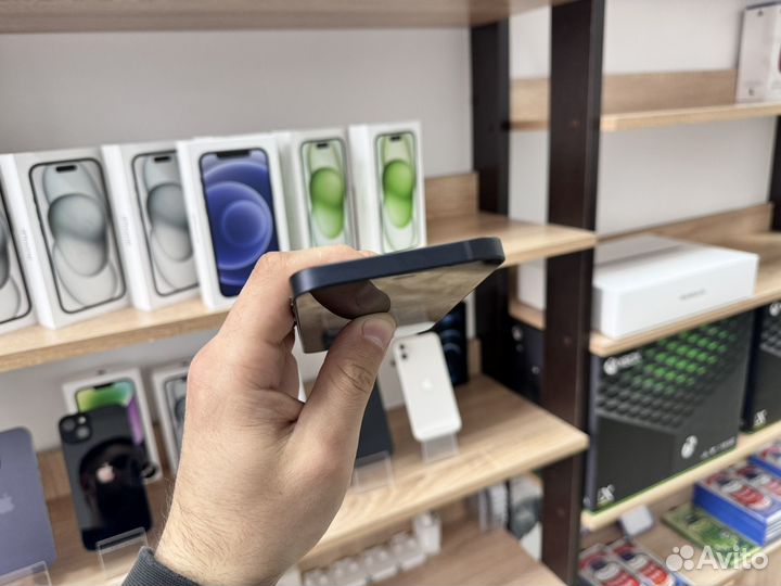 iPhone 12, 64 ГБ