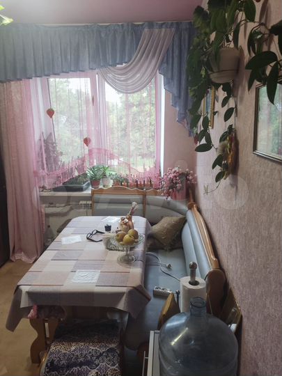 2-к. квартира, 50 м², 2/2 эт.