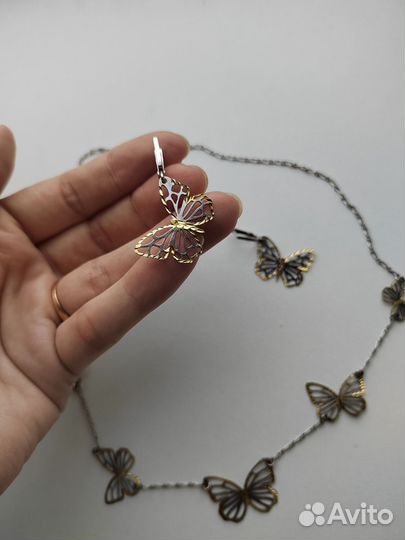 Ожерелье и серьги