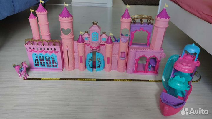 Кукольный замок / домик и кораблик