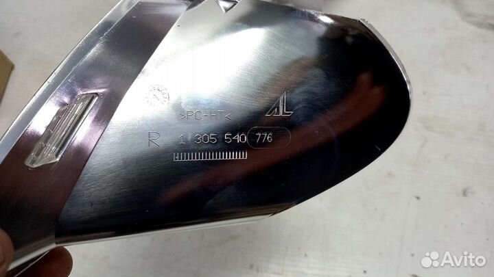 Фара правая Volkswagen Passat CC