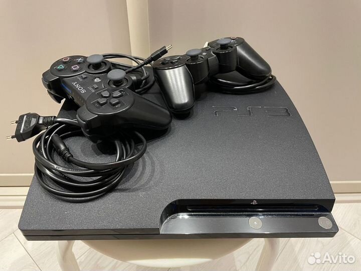 Игровая приставка PS 3 250Gb+2 джойстика+FIFA 2014