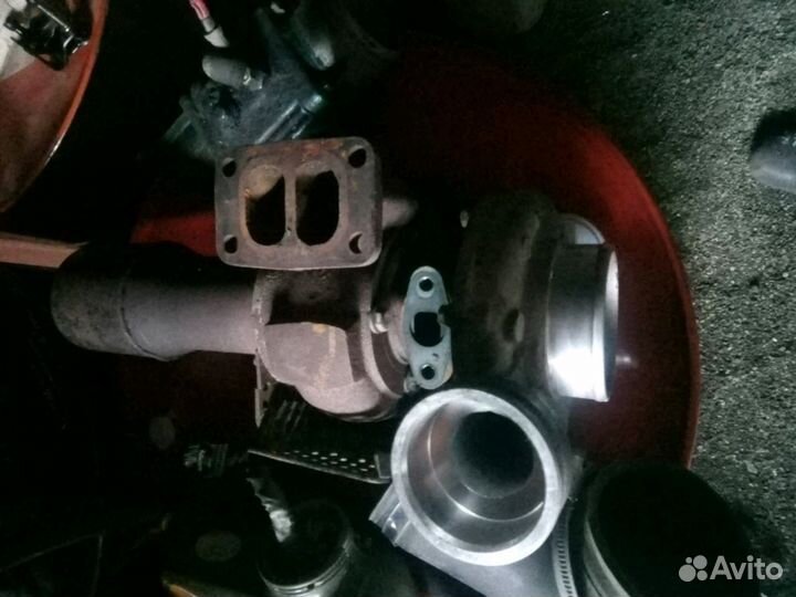 Запчасти для экскаватора Вольво 290