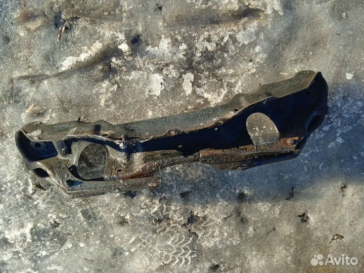 Подрамник передний Вольво 960 С90