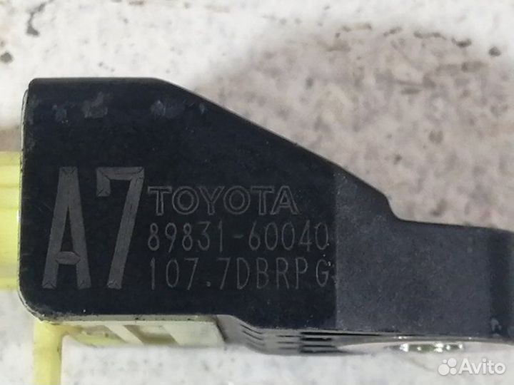 Датчик AIR BAG Toyota Land Cruiser Prado KDJ150