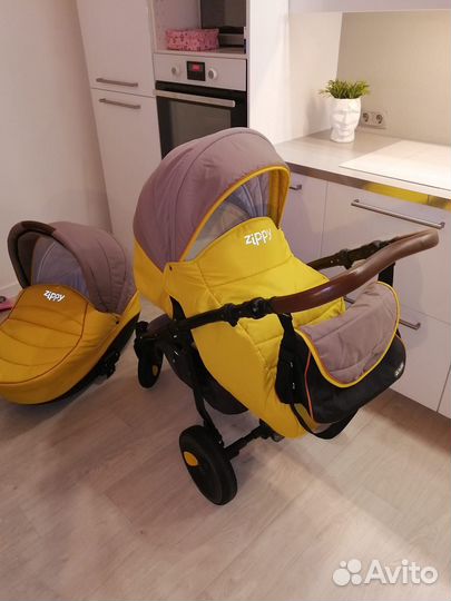 Коляска Tutis zippy