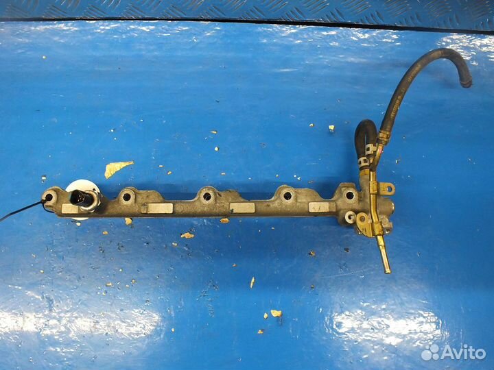 Рейка топливная (рампа) Toyota Avensis (T250) II