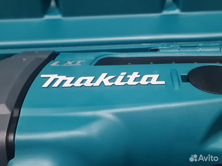 Аккумуляторный перфоратор Makita (тушка) в кейсе