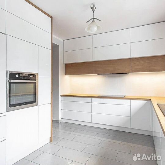 Кухонный гарнитур от фабрики (кухня на заказ)