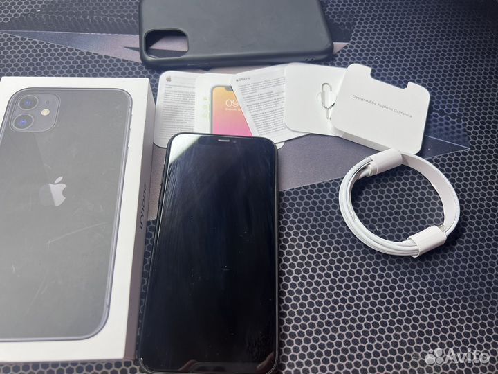 iPhone 11, 128 ГБ