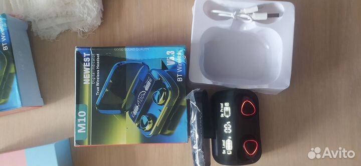 Беспроводные наушники новые