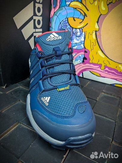 Кроссовки adidas terrex