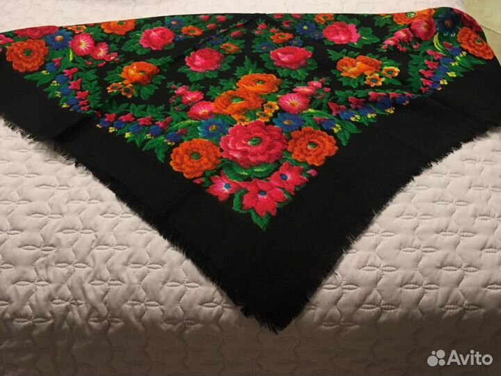 Платок кашемировый. Новый