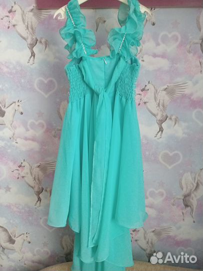 Платье праздничное