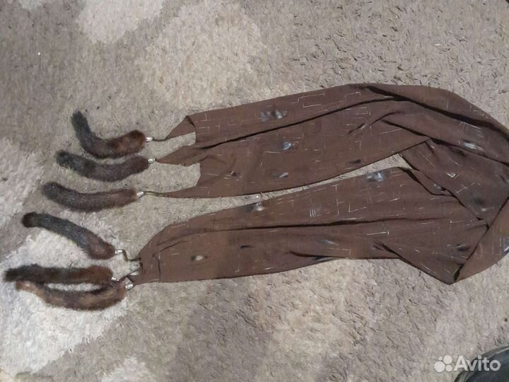 Шарф с кисточками из норки