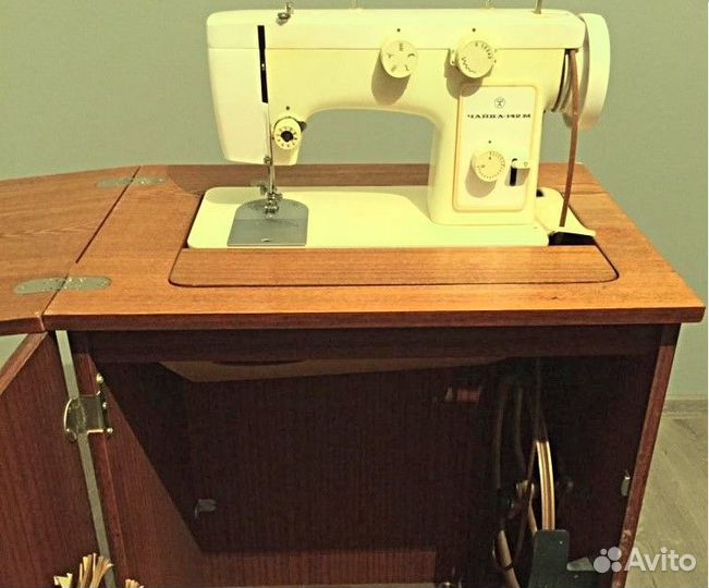 Швейная машинка чайка