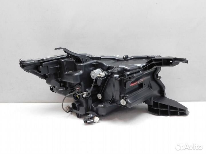 Фара левая Toyota Land Cruiser Prado