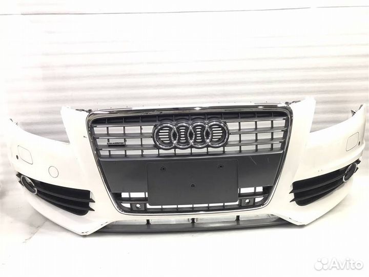 Бампер передний Audi A4/RS4/S4