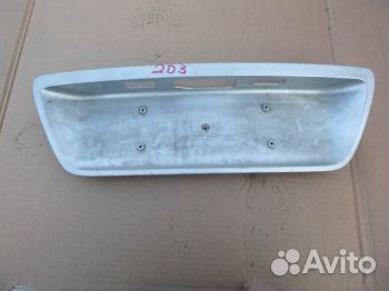 Накладка крышки багажника