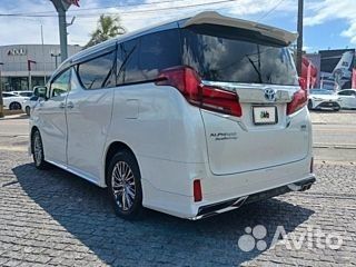 Toyota Alphard 2.5 CVT, 2019, 67 000 км