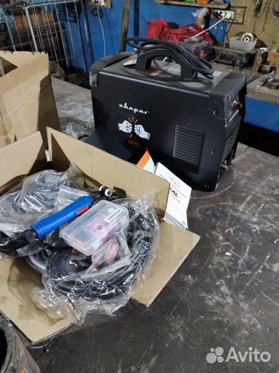 Сварочный аппарат Сварог Real Tig 200 P AC/DC