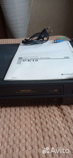 Видеомагнитофон Toshiba