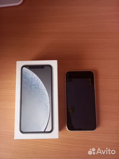 iPhone Xr, 64 ГБ