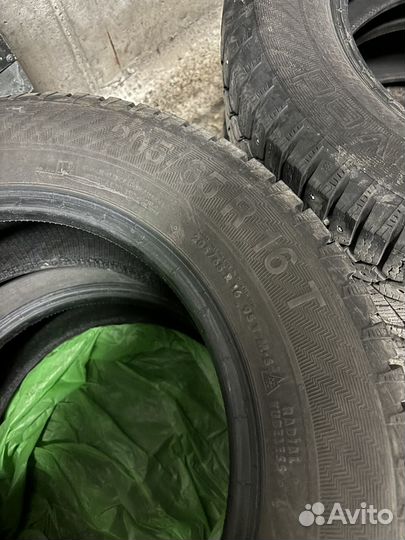 Gislaved Nord Frost 200 205/65 R16