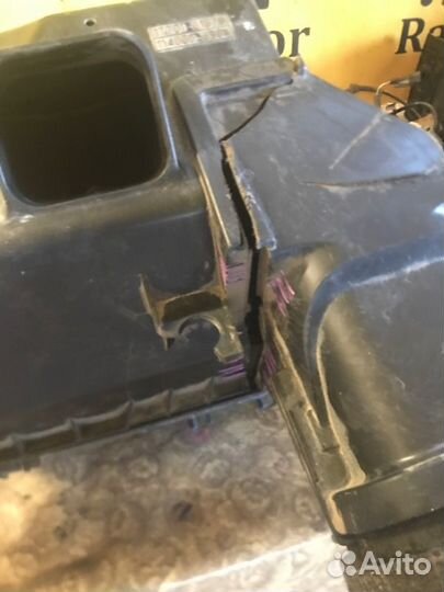 Корпус воздушного фильтра Toyota Camry V40 3.5