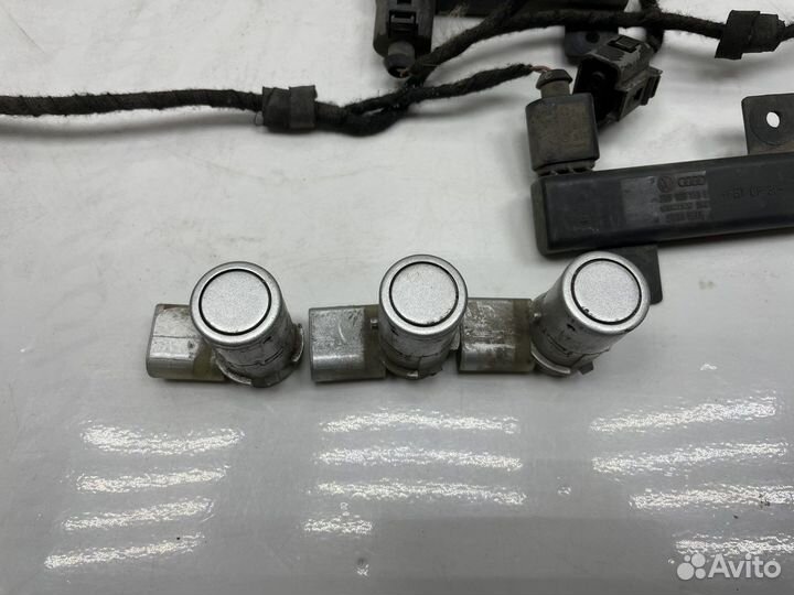 Проводка парктроников заднего бампера Audi A8 D3