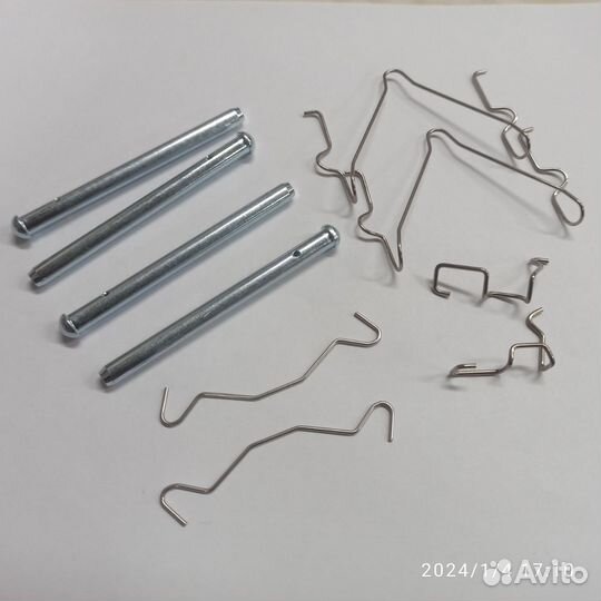 Втулки задних колодок Mitsubishi Pajero Sport 98