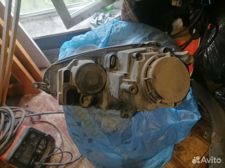 Фара golf jetta 5 правая